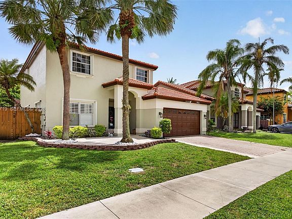 2nd image of 4940 NW 54th St