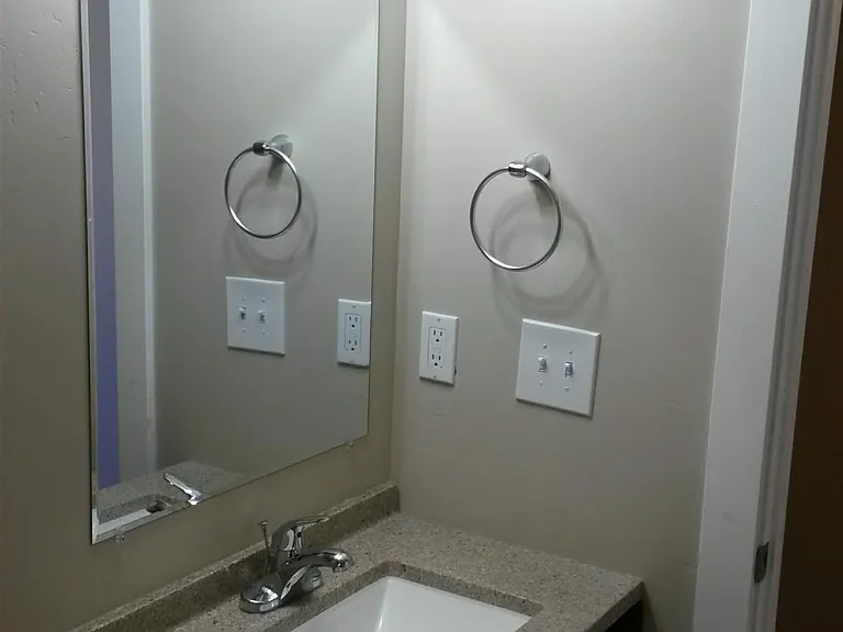 2090 W Theresa Cv — Photo 21