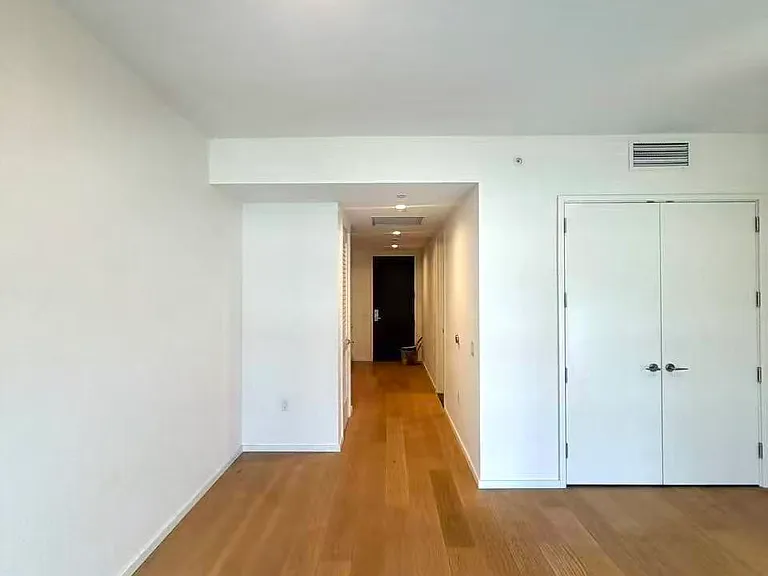 877 Francisco St #625 — Photo 6