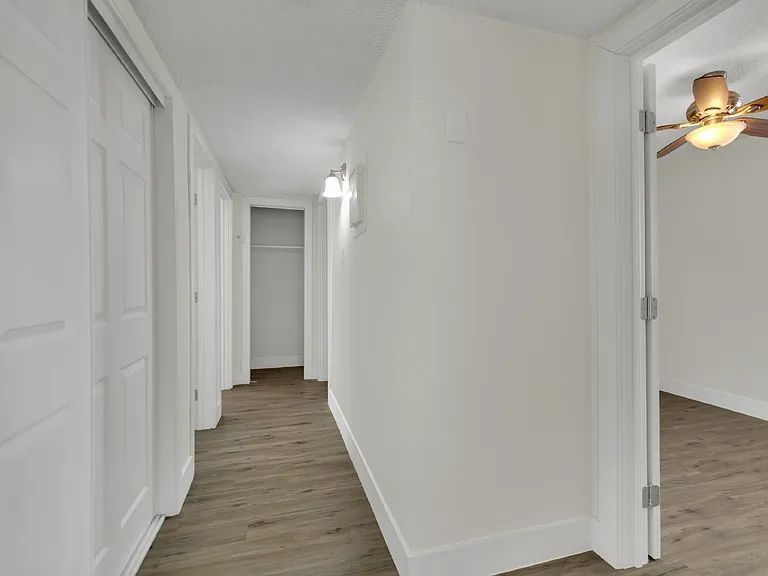 1304 Rexford Pl — Photo 48