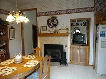 4th image of 2209 NW Cove Ct