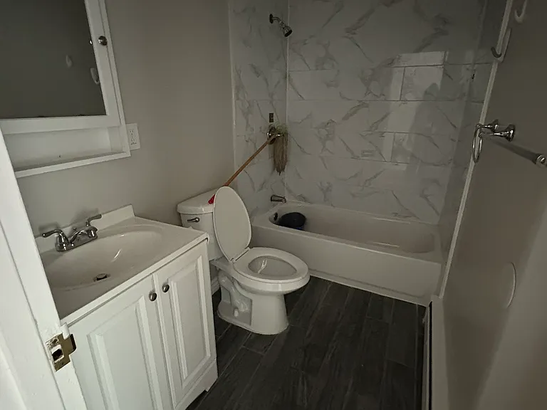 121 Hillside Ave #A4 — Photo 3
