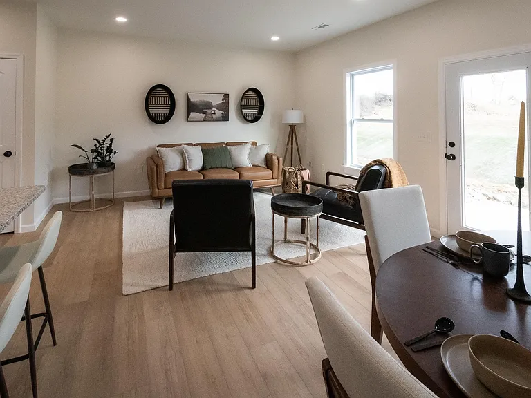 Strawberry Meadows Townhomes — Photo 3