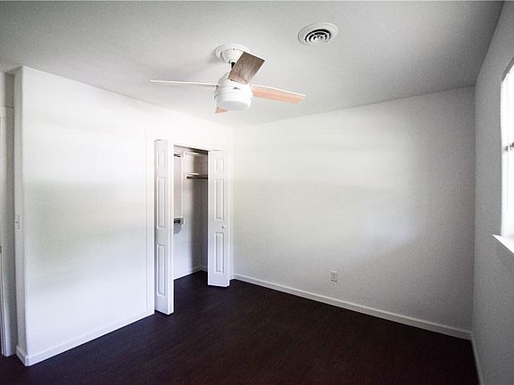 5th image of 1005 W Cypress St