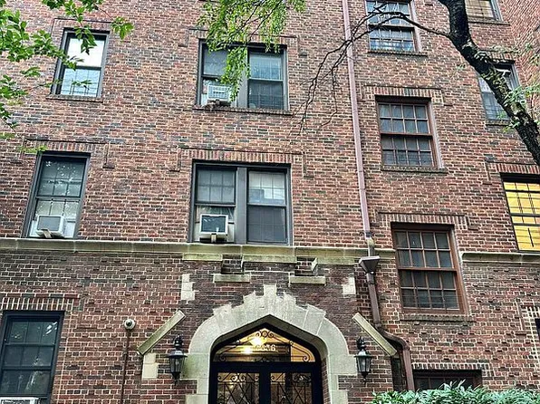 68-36 Burns St #D-3, Forest Hills, NY 11375