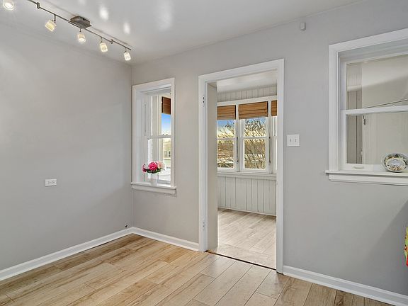 5th image of 1465 W Catalpa Ave APT 3E