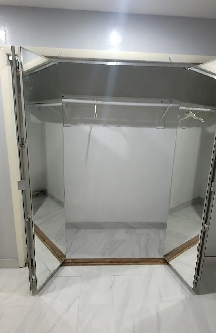 3 bed, 800 sqft, $3,800 — Photo 3