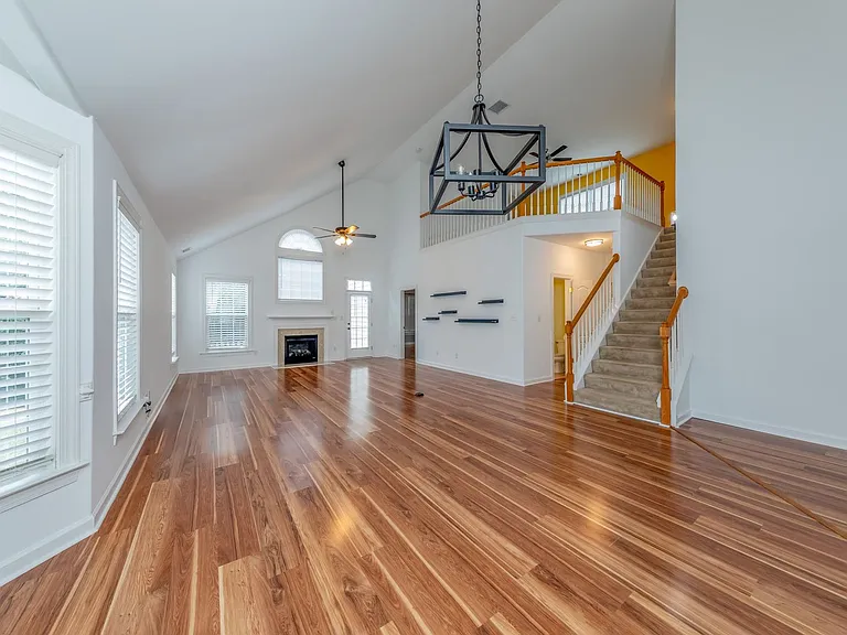 5292 Queen Bishop Ln — Photo 3