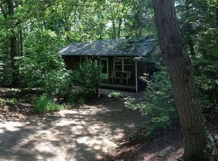 28 Evelake Dr, Asheville, NC 28806