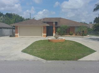 4215 30th Ave SW, Naples, FL 34116