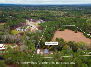 539 Davis Rd, Fayetteville, GA 30215