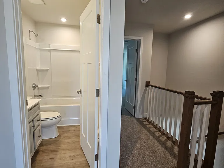 336 Lograto Ln — Photo 14