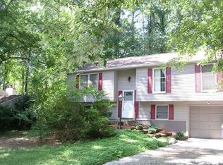 355 N Pond Trl, Roswell, GA 30076
