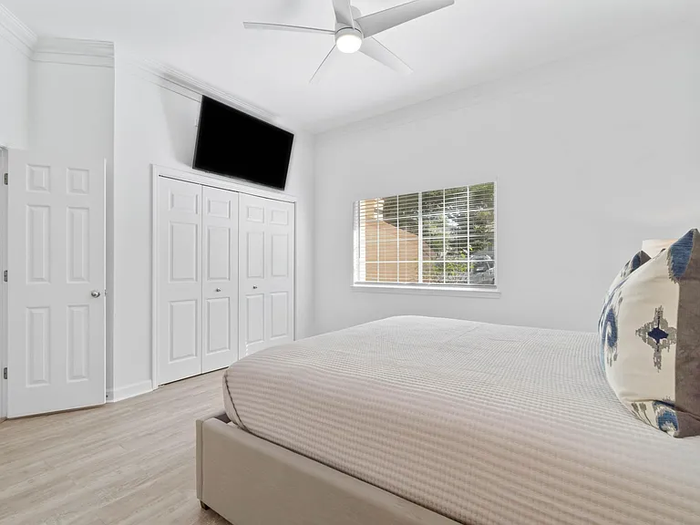 5280 Tivoli Dr — Photo 14