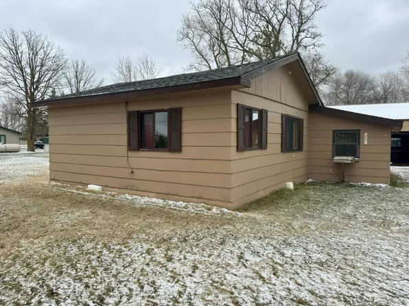 74 Cedar St, Gonvick, MN 56644