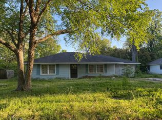 205 Saint Anthony St, Greenville, MS 38701