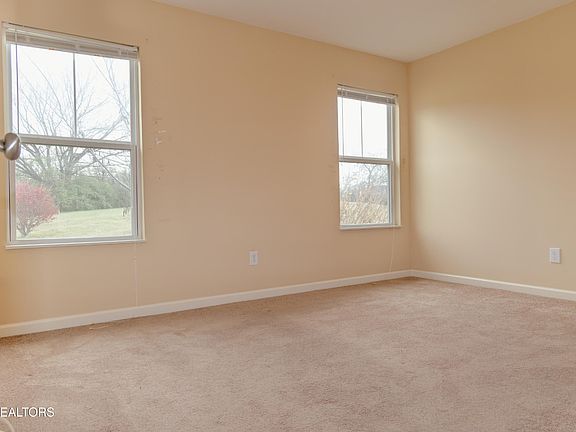 5th image of 1226 Quiet Brook Ln