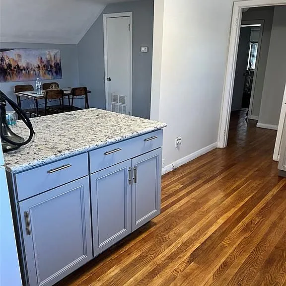 2 Clifton Ave #2 — Photo 10