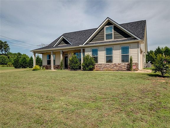 2nd image of 125 Bagwell Road