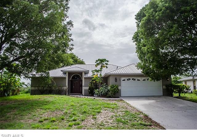 1st image of 213 NE 9th Pl