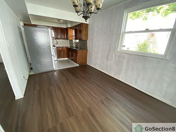 2nd image of 454 Olmstead Ave Floor 1