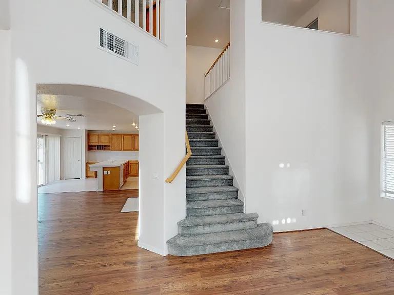 9047 Ravenhurst St — Photo 15