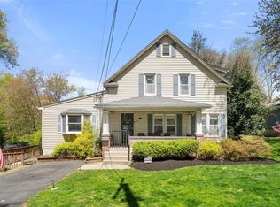 22 Blauvelt St, Nanuet, NY 10954