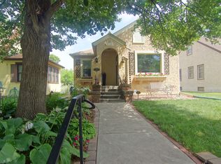 2125 James Ave, Saint Paul, MN 55105