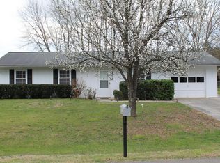 217 Greendale Ln, Powell, TN 37849