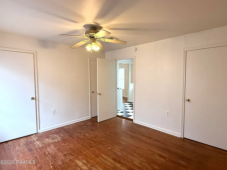 305 General Mouton Ave #B — Photo 12