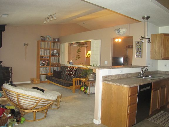 4th image of 1195 Gentry Ln