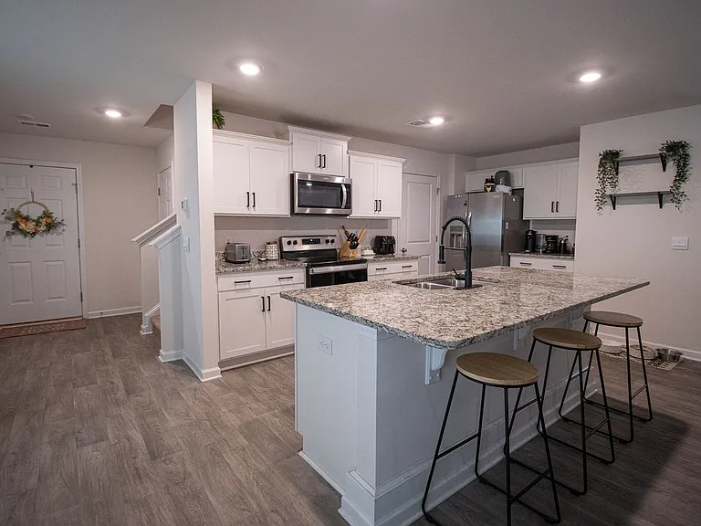 2034 Elmridge Rd — Photo 13