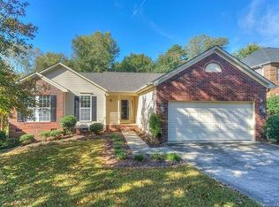 1733 Misty Vale Rd, Charlotte, NC 28214