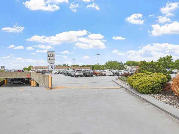 426 Harmon Cove Tower image 18 of 18