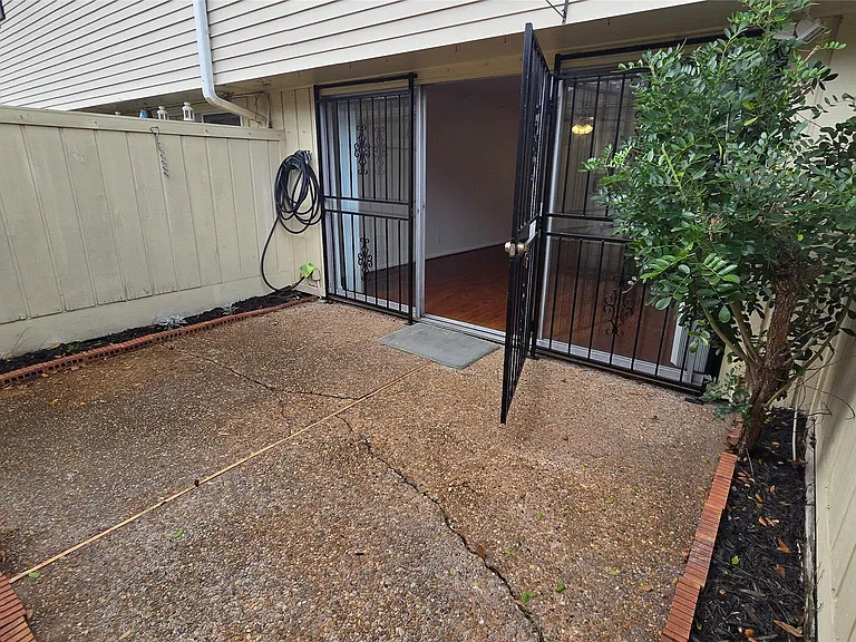 2039 Winrock Blvd #158 — Photo 32