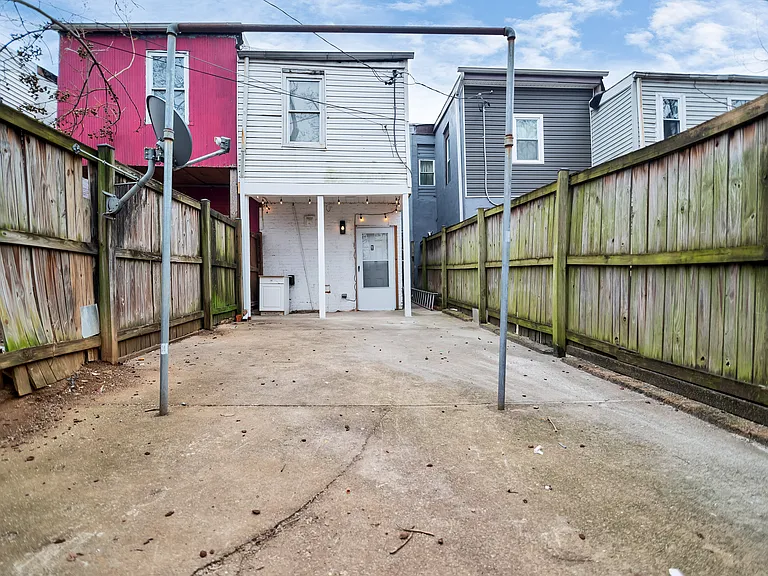 2214 Wilkens Ave — Photo 22
