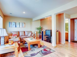 6546 S Xenon St, Littleton, CO 80127