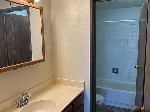 5th image of 1502 Dakota Dr N #36