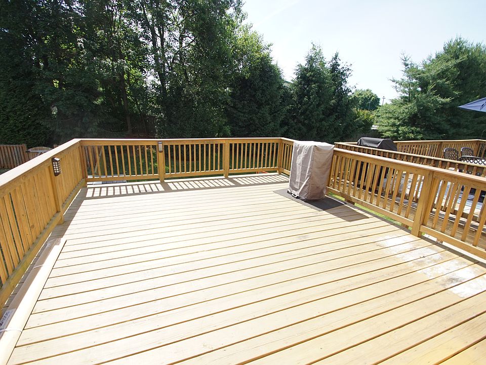 2nd image of 1412 Roman Ridge Way