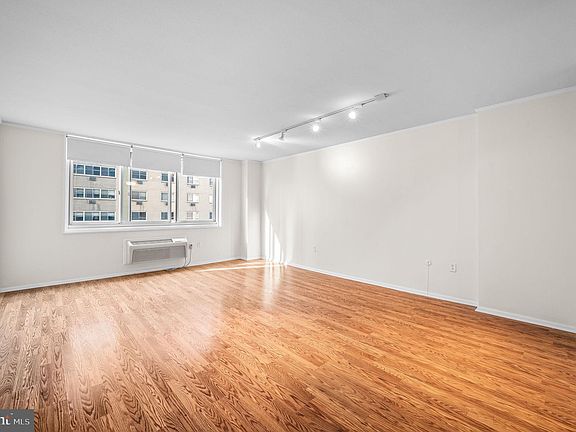 4th image of 1901 John F Kennedy Blvd #45-1412