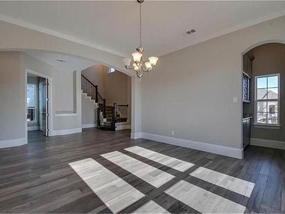 5th image of 4203 Peach Blossom Dr