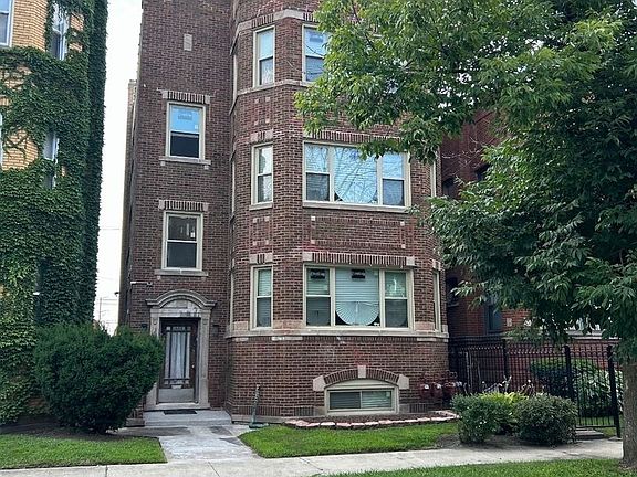 3rd image of 7730 S Cornell Ave #3