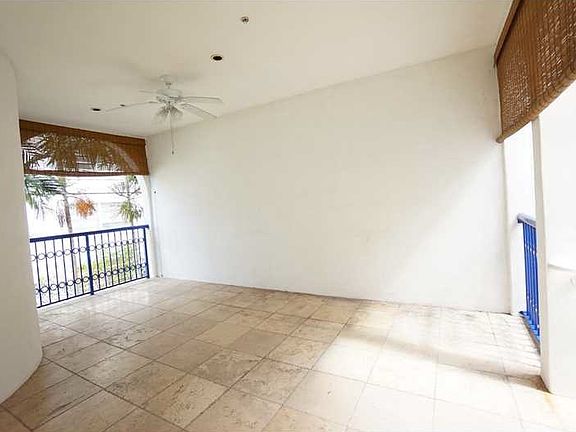 4th image of 101 South Dr #1