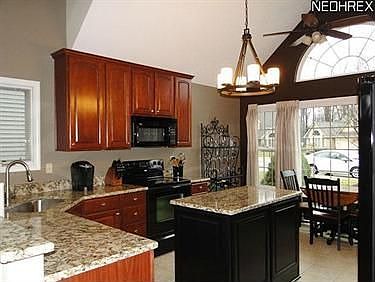 4th image of 22528 Christopher Ct