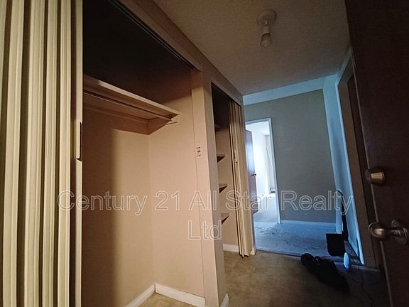 3rd image of 11830 101st St NW #101