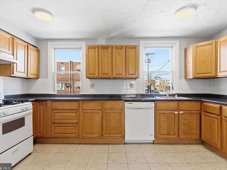 6266 Marsden St #A — Photo 6