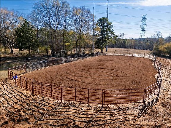 3rd image of 8420 Cleckler Rd