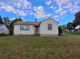 2743 Yale St, Endicott, NY 13760