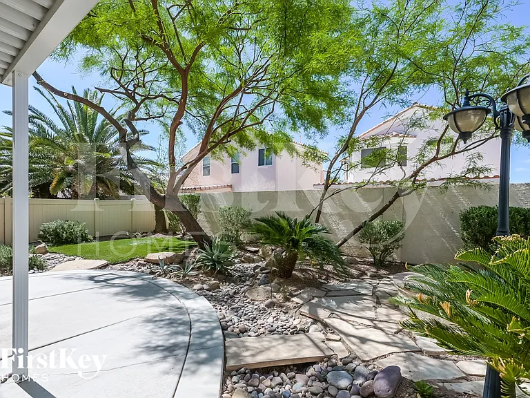 2465 Belt Buckley Dr — Photo 17