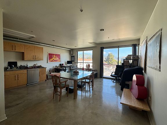 4th image of 175 S Ventura Ave